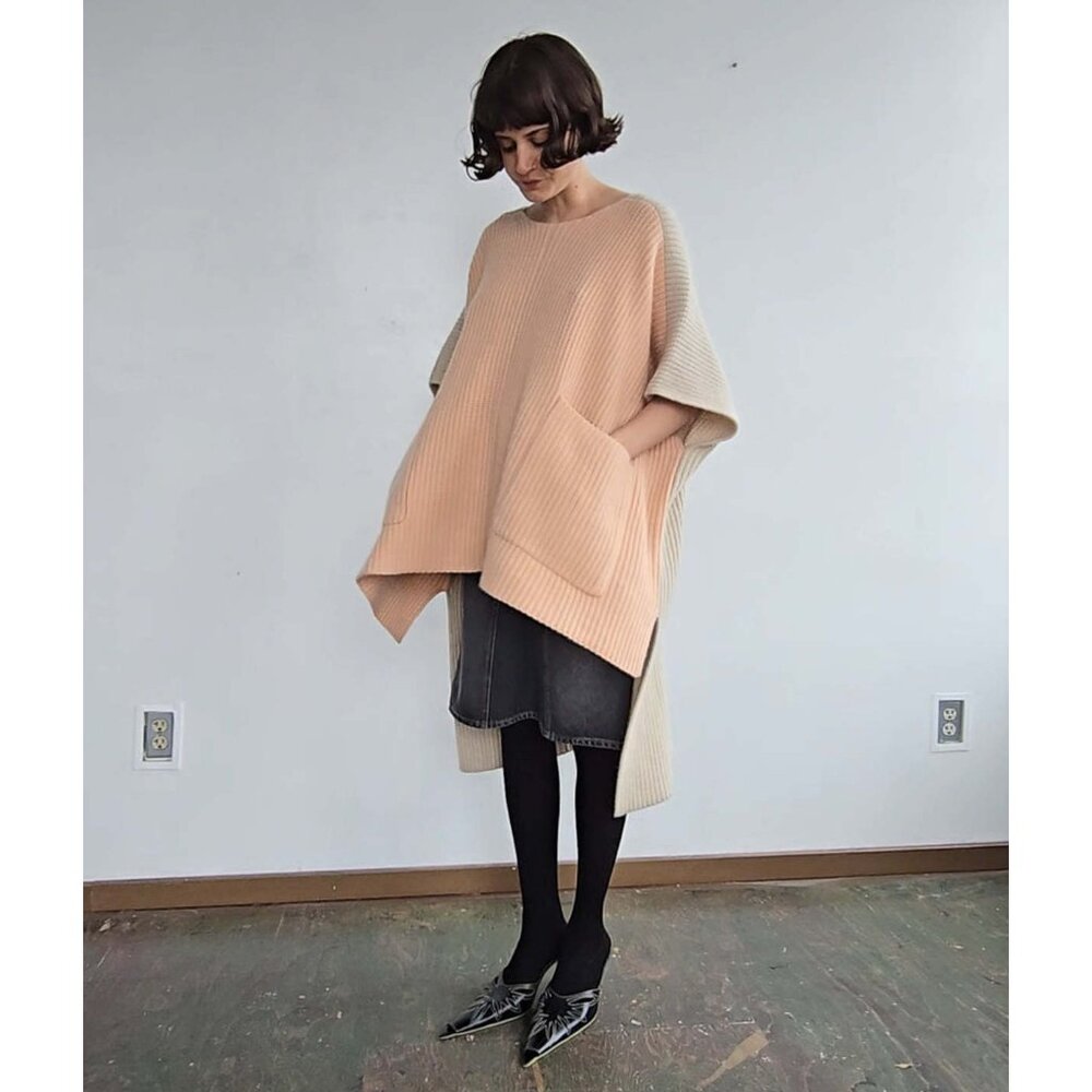 Chloe Ribbed Knit Cashmere Poncho Pink/Beige, size XS/S (fits up to XXL)